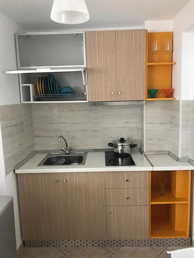 Andi Apartments Tirana Exterior photo